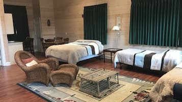 Studio, Multiple Beds, Accessible, Kitchenette (Studio 4) | 1 bedroom, desk, iron/ironing board, free WiFi