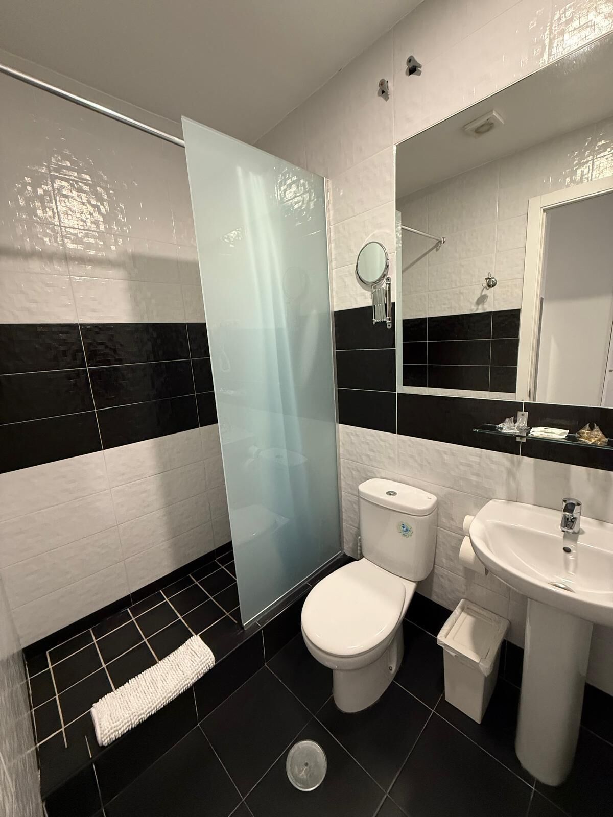 Foto - Hostal Madrid Star