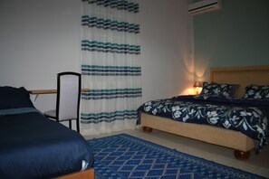 Family Villa, 5 Bedrooms, Non Smoking, Sea View | 5 bedrooms, WiFi, bed sheets - Villa Ambre (La Marsa)
