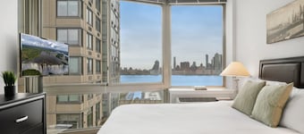 Global Luxury Suites Downtown Jersey City