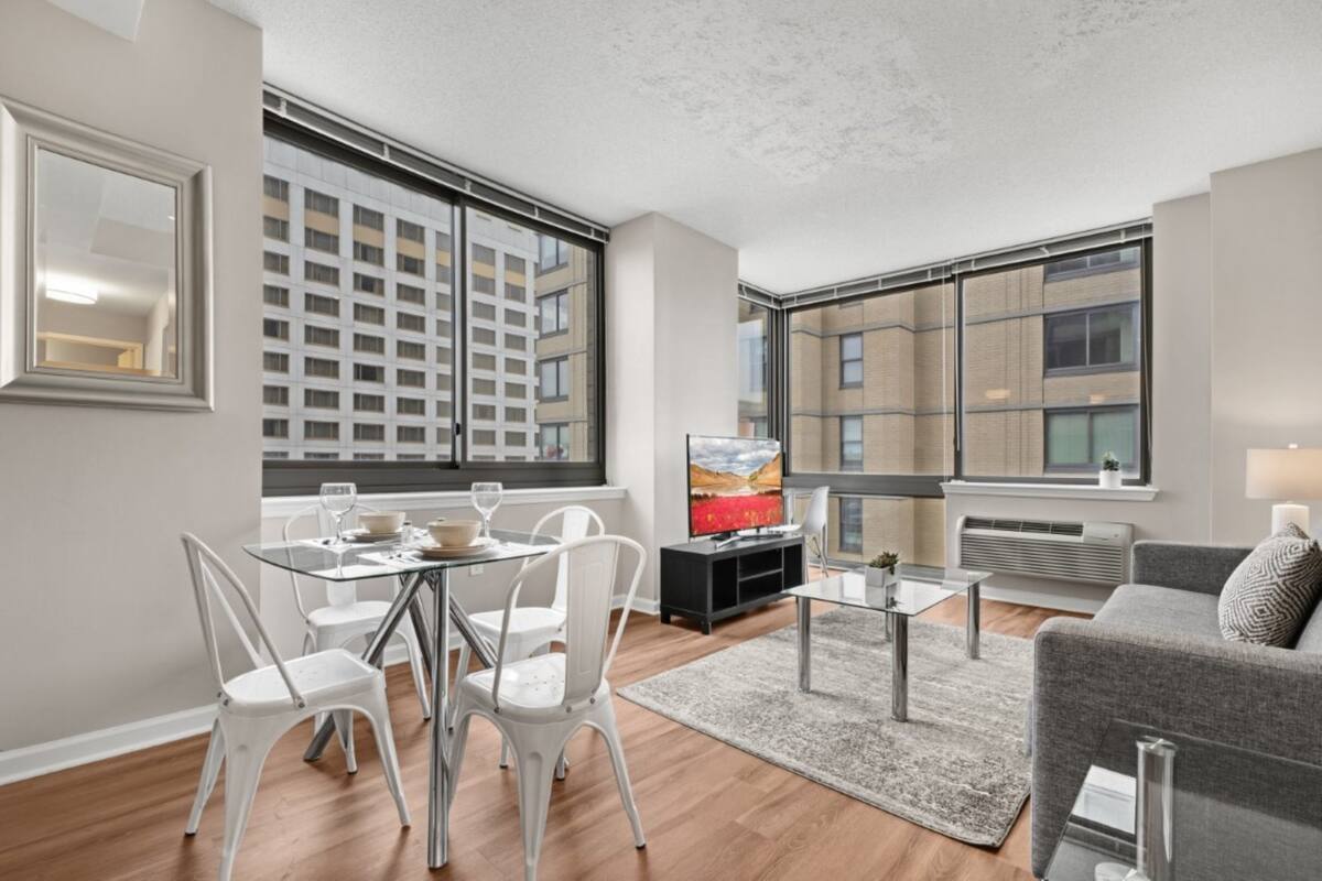 Luxury-Apartment, 1 Schlafzimmer | Wohnzimmer | Flachbildfernseher