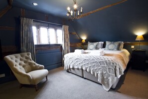 Executive Suite, Ensuite | Premium bedding, in-room safe, individually decorated