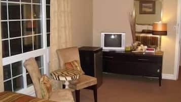 Kamar, 1 Tempat Tidur Queen | Meja kerja, setrika/meja setrika, dan Wi-Fi gratis