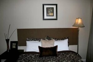 Desk, iron/ironing board, free WiFi - Noretta Motel (Stratford)