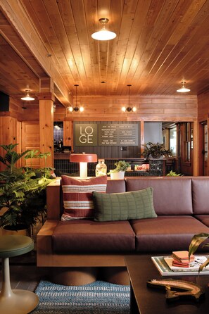 Lobby -  LOGE Glacier  (Essex)
