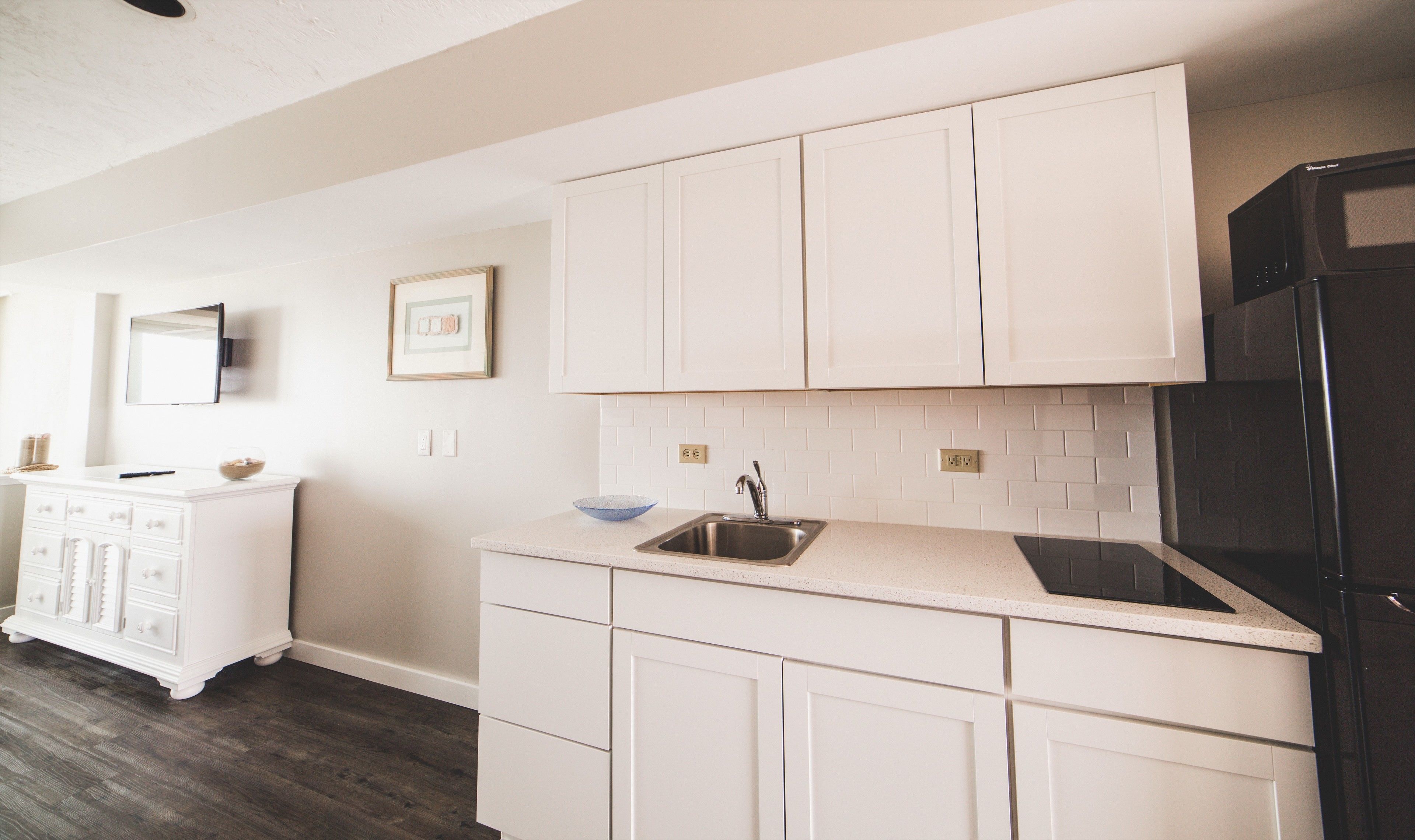 standard oceanview room, 1 king bed with sofa bed | private kitchenette | full-sized fridge, microwave, stovetop, coffee/tea maker