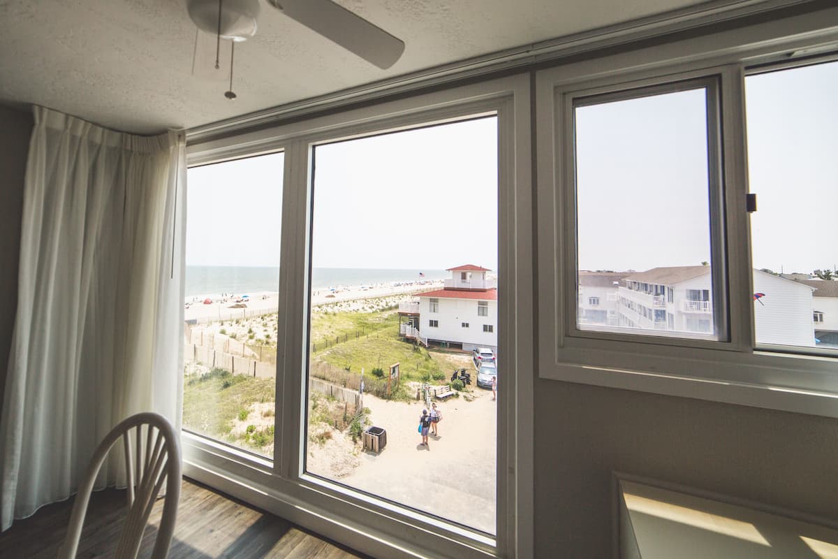 Deluxe Ocean View Room, 1 King Bed with Sofa bed, Non Smoking | Soundproofing, iron/ironing board, free WiFi, bed sheets