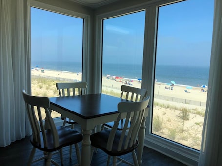 Direct Oceanfront Room,1 King Bed with Sofa bed | Private kitchen | Full-size fridge, microwave, stovetop, coffee/tea maker