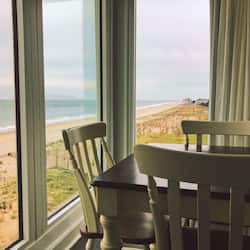 Direct Oceanfront Room,1 King Bed with Sofa bed | Beach/ocean view
