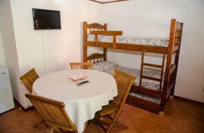 Bungalow, Kitchenette | Children's theme room