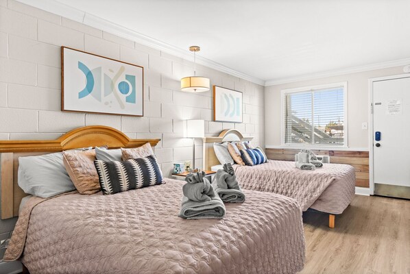 أغطية فراش متميزة وبديكورات فريدة لكل غرفة وطراز فريد لكل وحدة