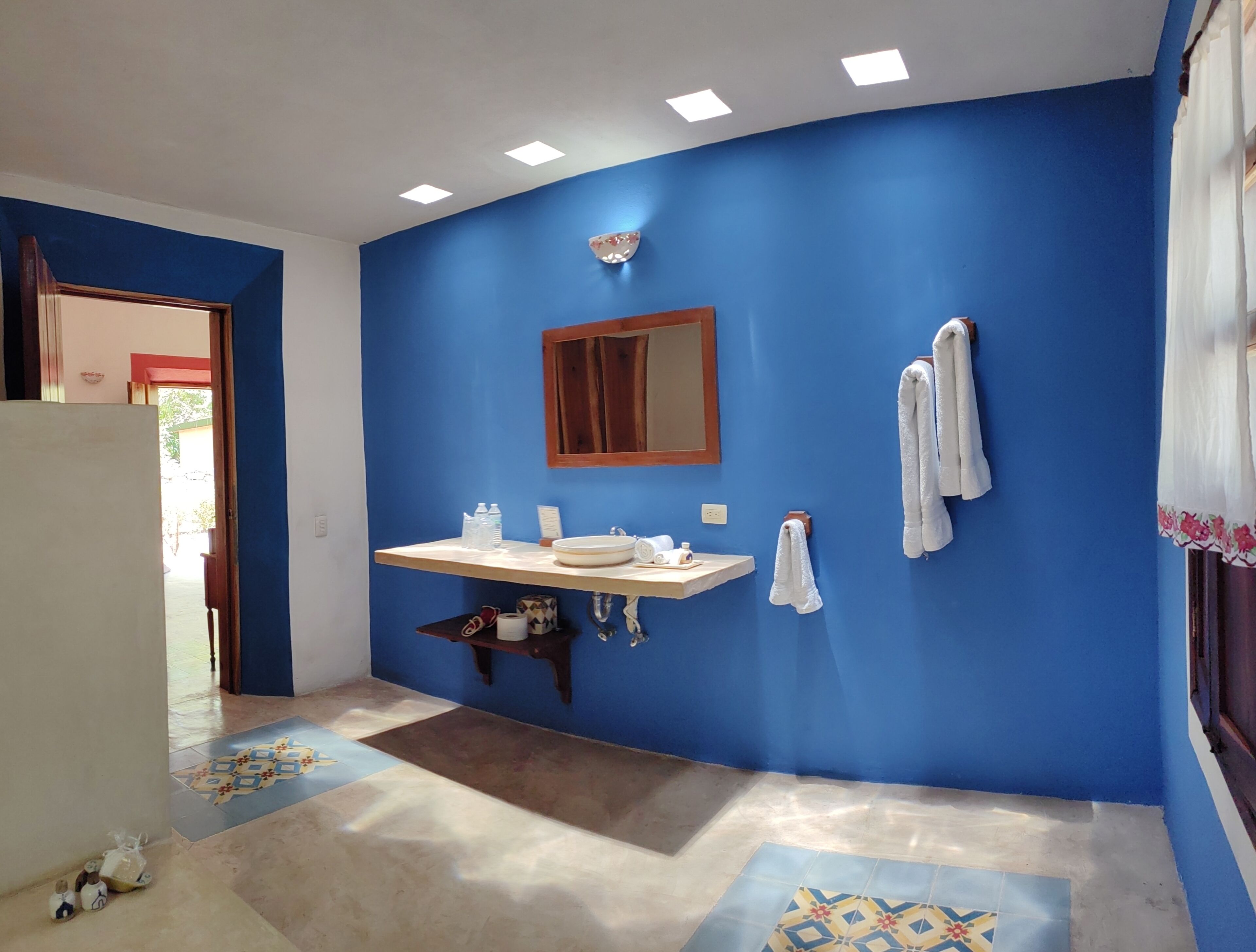 junior villa, 1 queen bed | bathroom | free toiletries, hair dryer, towels