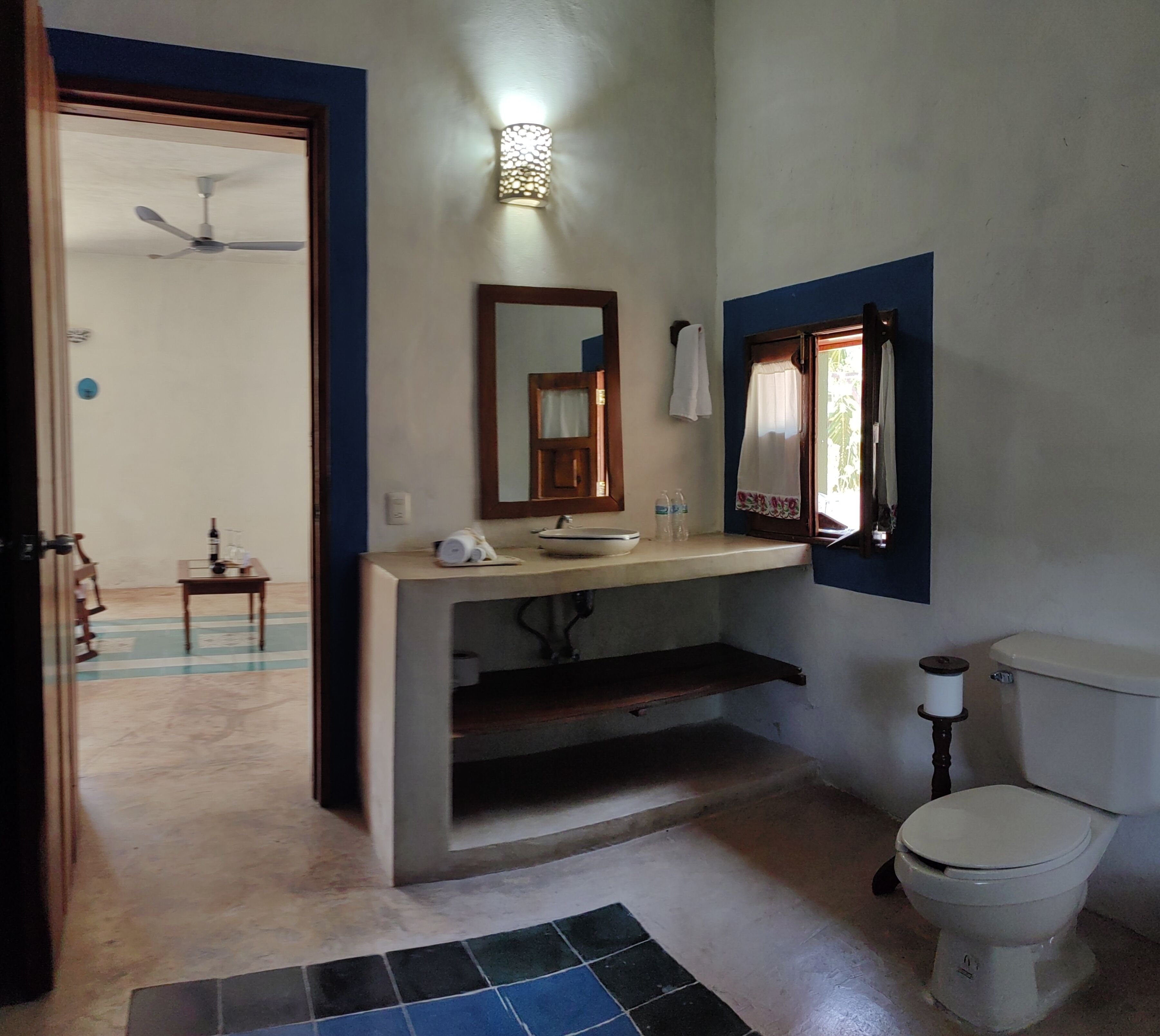 family villa | bathroom | free toiletries, hair dryer, towels