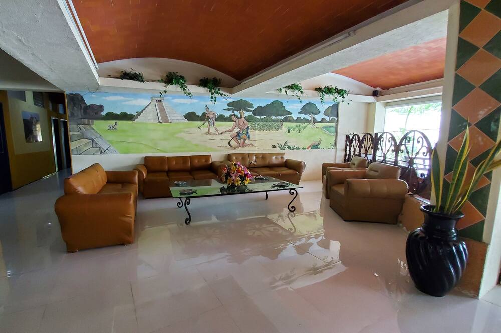 Hotel Suites Elia Noemi