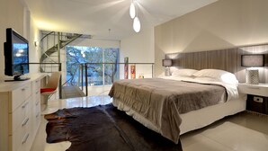 1 bedroom, premium bedding, pillowtop beds, in-room safe