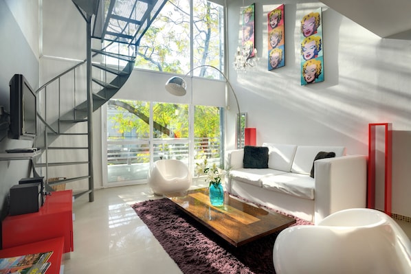 LCD TV - TGC Inn (Buenos Aires)