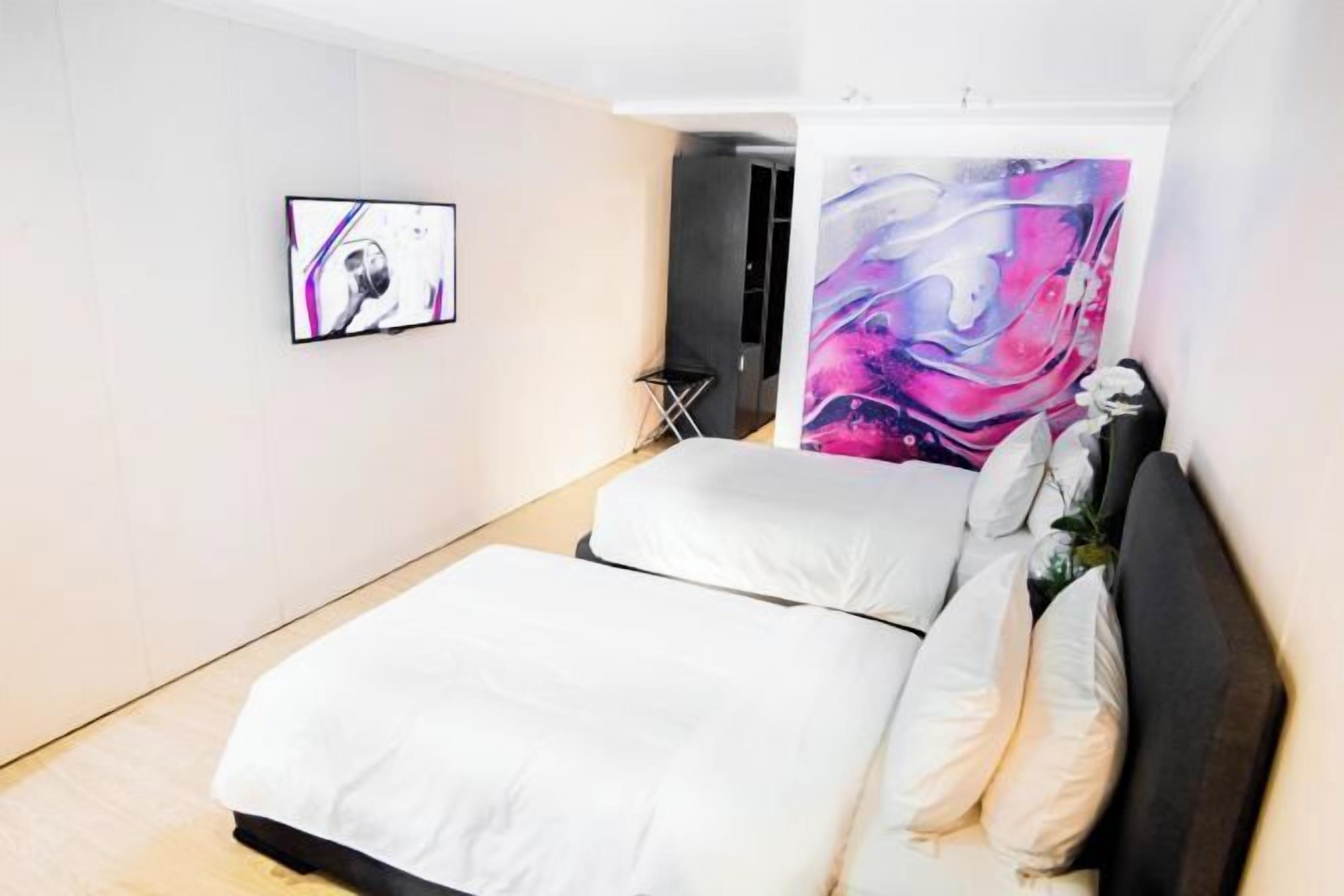 Desk, free WiFi, bed sheets