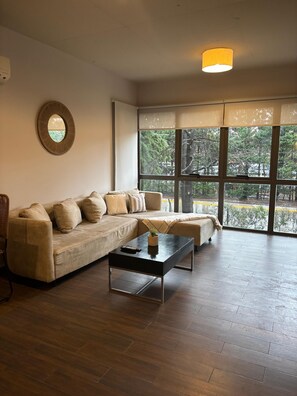 Suite | Individually furnished, desk, laptop workspace, blackout curtains