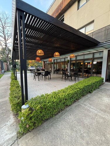 Casa Campus Pilar Suites