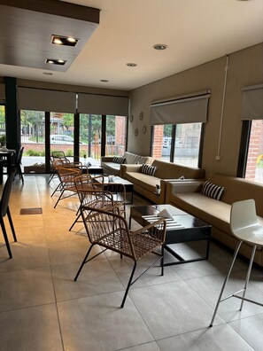 Restaurant - Casa Campus Pilar Suites (La Lonja)