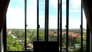 Gambar tidak terklasifikasi, 2 dari 47, tombol