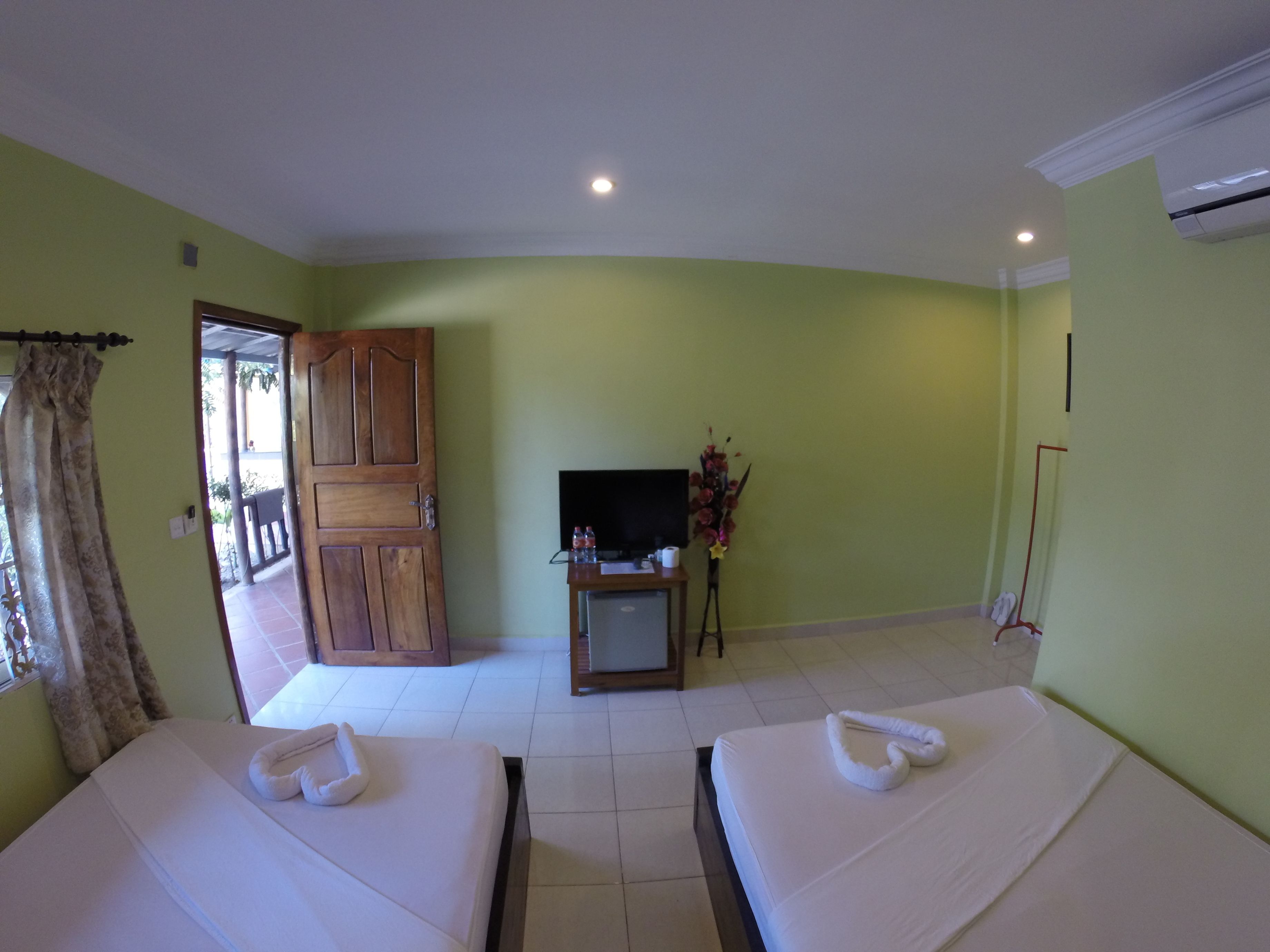 deluxe twin room | free wifi