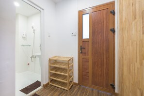 1 Bed in 8-bed Dormitory (Mixed)