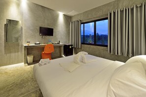 Standard Room | Minibar, in-room safe, desk, free WiFi - The Oasis Resort (Krabi)
