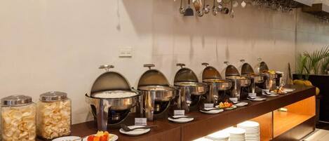 2 restaurants, breakfast, lunch, dinner served; Asian cuisine