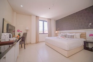 In-room safe, desk, iron/ironing board, rollaway beds