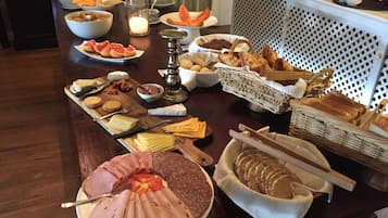 Petit-déjeuner buffet compris tous les jours