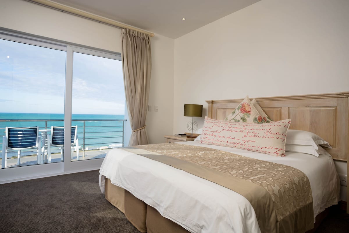 VIP Suite | Beach/ocean view