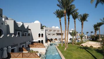 Junior-Suite, Poolzugang