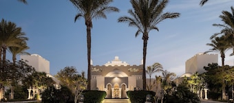 Grand Makadi Couples and Families Only