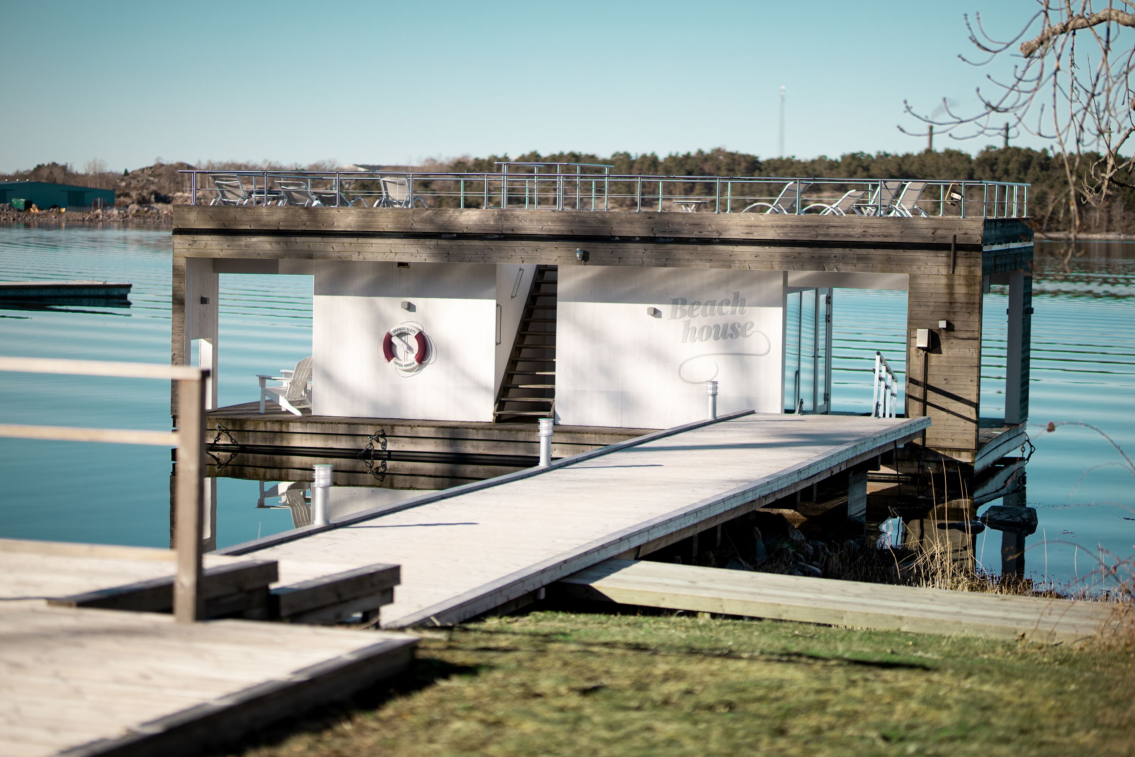 sauna, hot tub, steam room, body treatments, hot stone massages