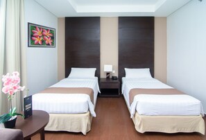 Superior Twin Room | Bathroom - Grande Padjadjaran Hotel Bogor (Bogor)