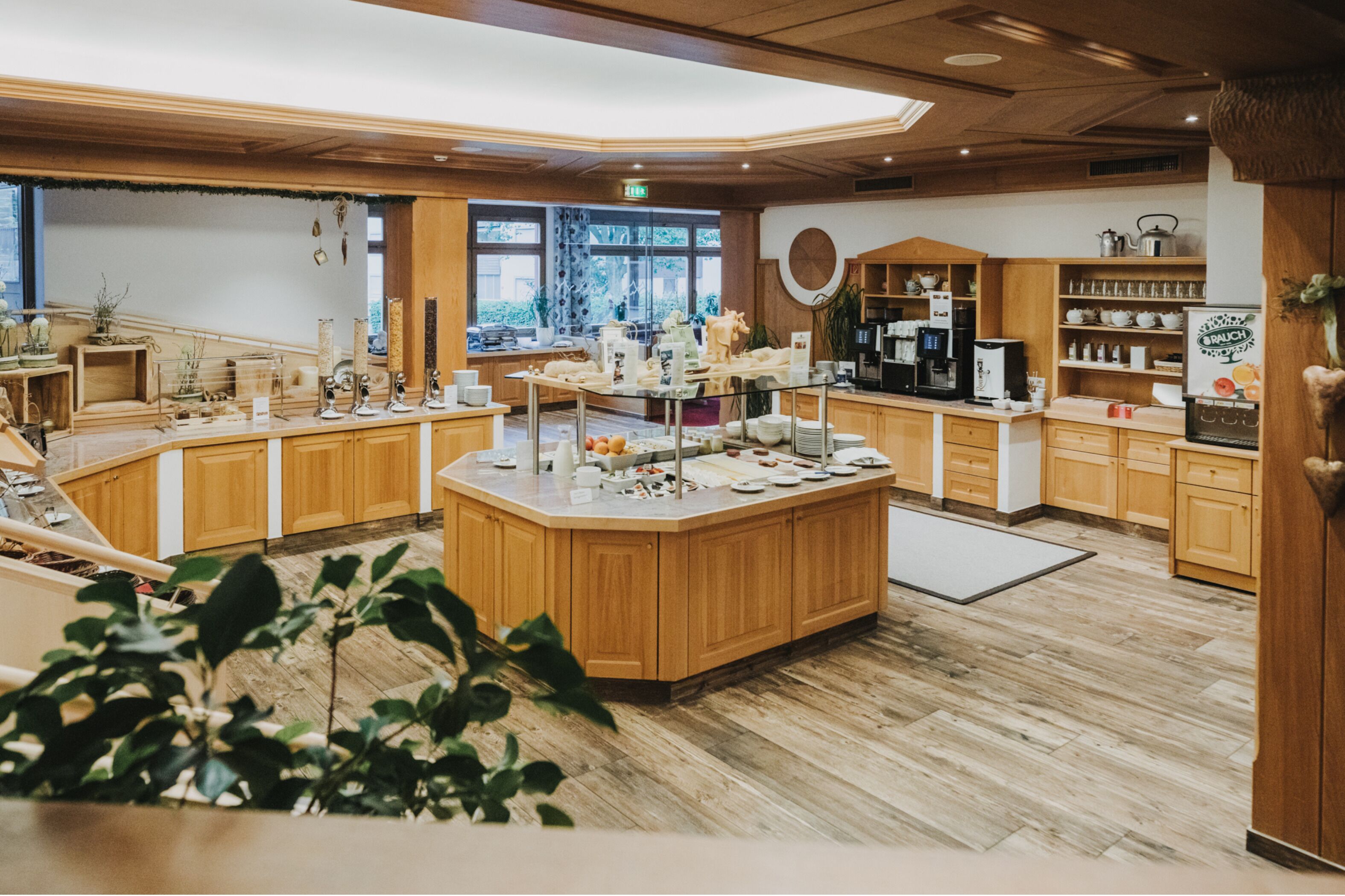 Daily buffet breakfast (EUR 10 per person)