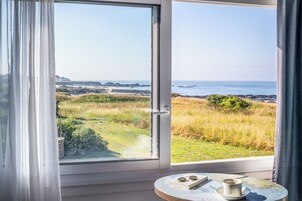 Chambre double vue mer, 1er étage | Literie de qualité supérieure, surmatelas, minibar