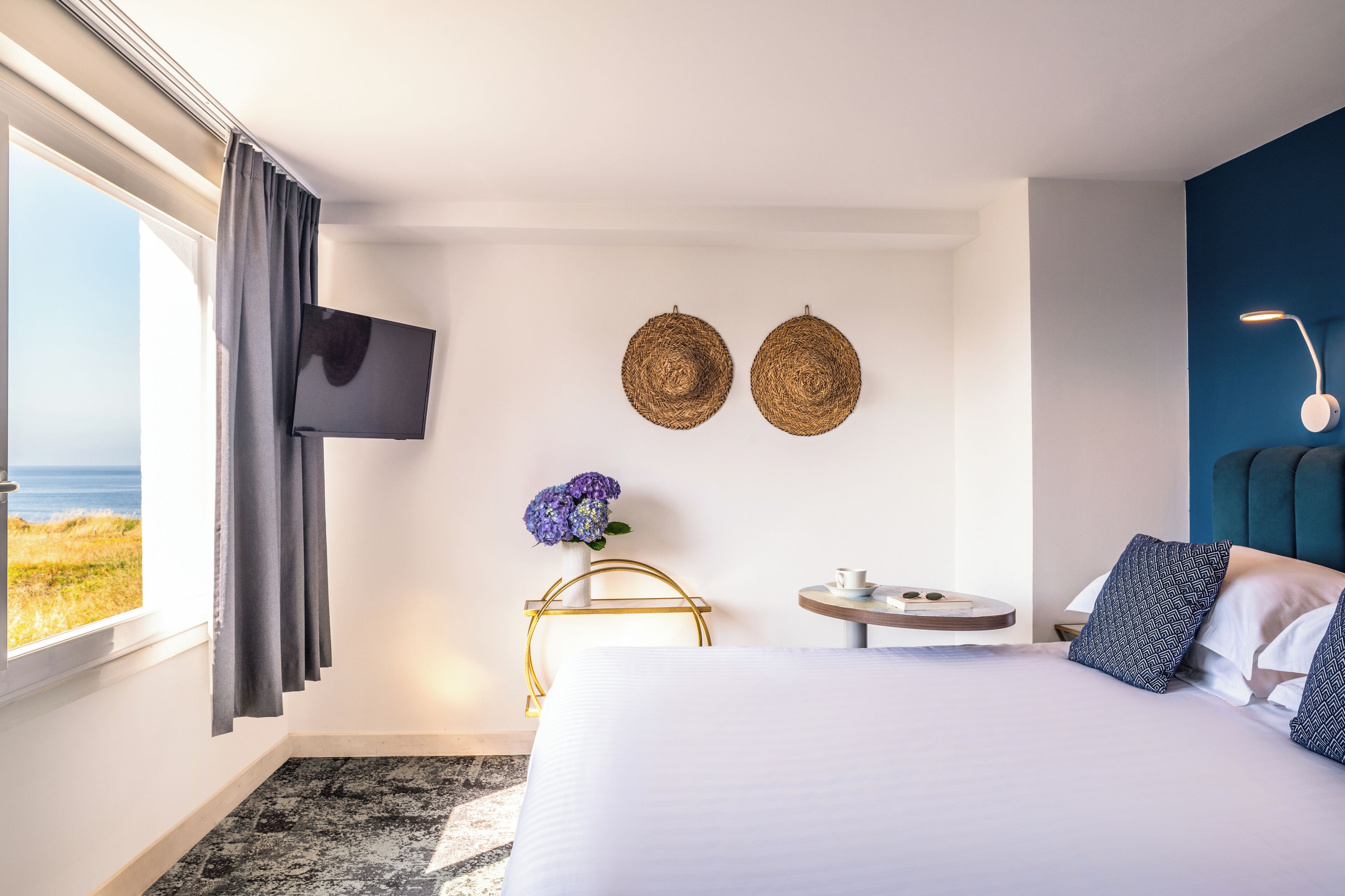 double room, sea view | 1 bedroom, premium bedding, pillow-top beds, minibar