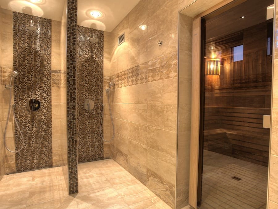 Tratamientos corporales, aromaterapia, masajes con piedras calientes