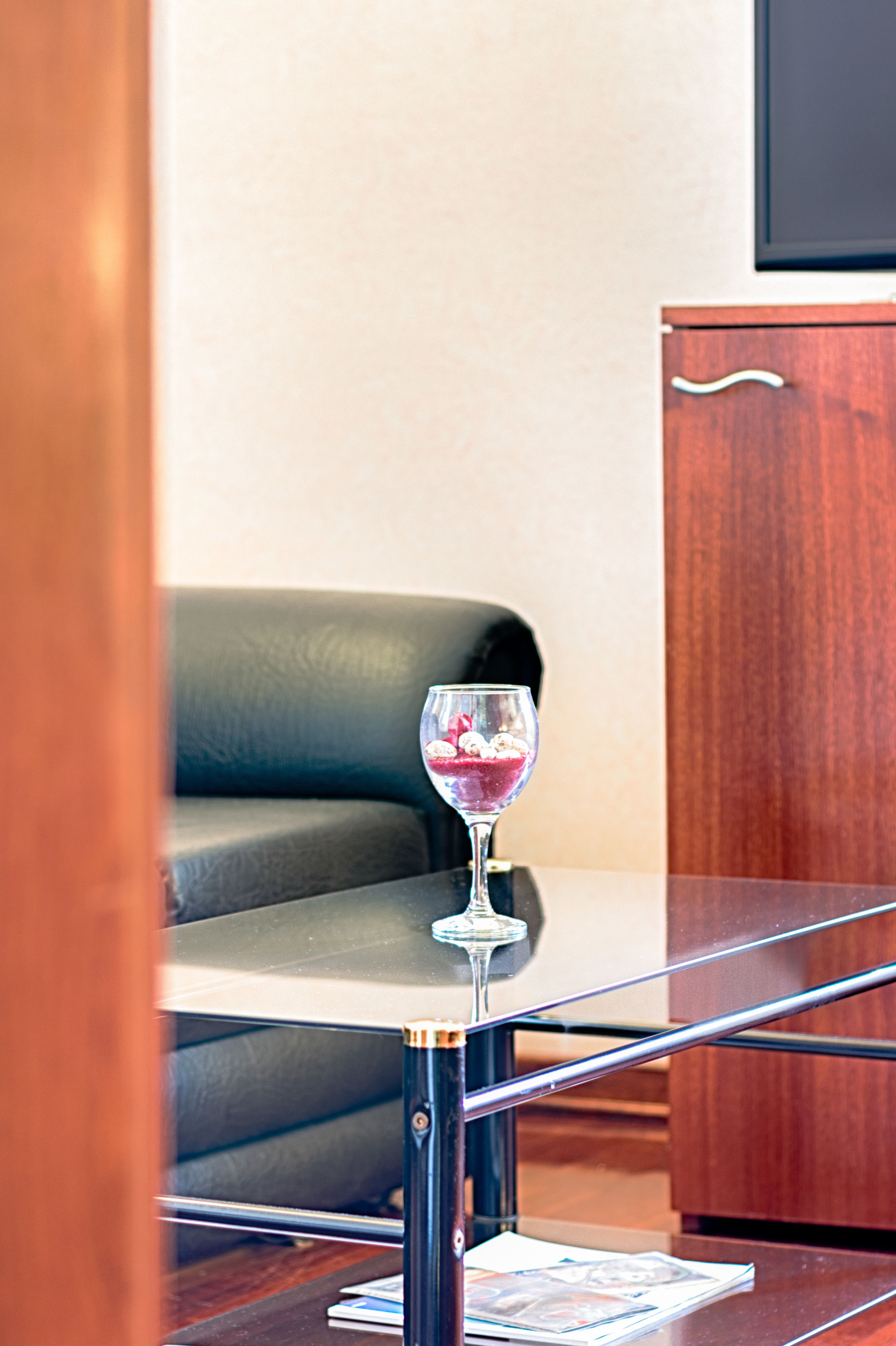 comfort double room | living area | flat-screen tv