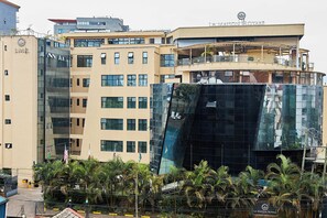 Front of property - La Maison Royale (Nairobi)