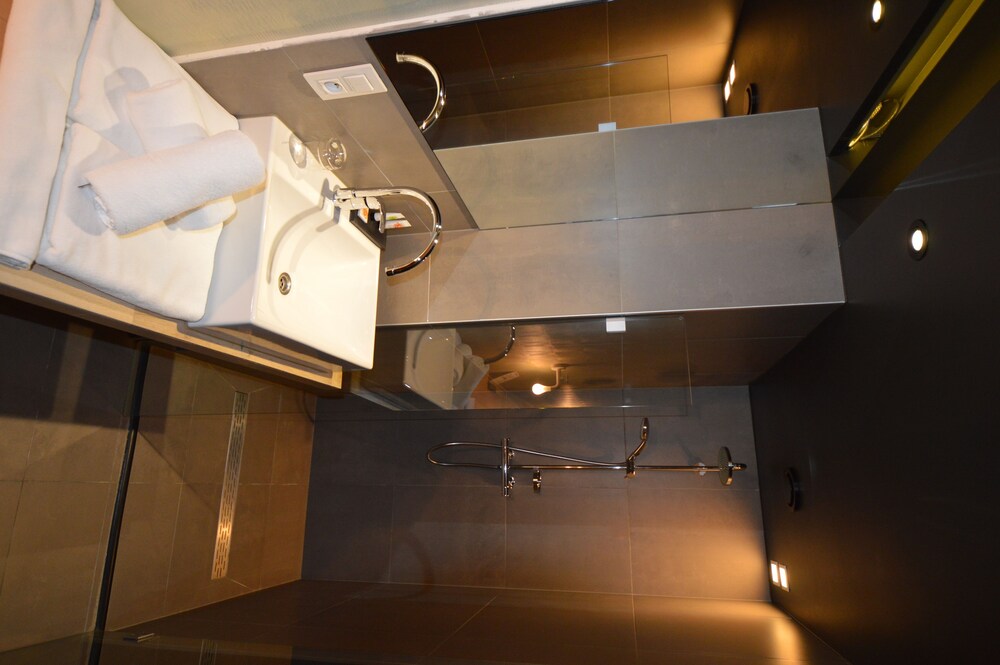 Amosa Liège City Centre Hotel by null