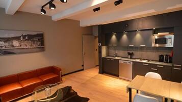 1 bedroom, in-room safe, blackout drapes, soundproofing