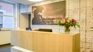 Check-in/check-out kiosk