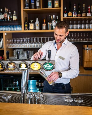 Bar (en el alojamiento)