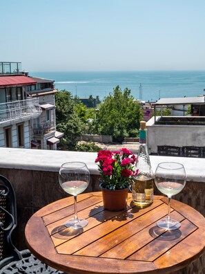 Quarto luxo, 1 cama de casal | Terraço/pátio