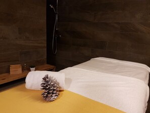 Mandi tangas / hammam, rawatan badan, hidroterapi, aromaterapi 