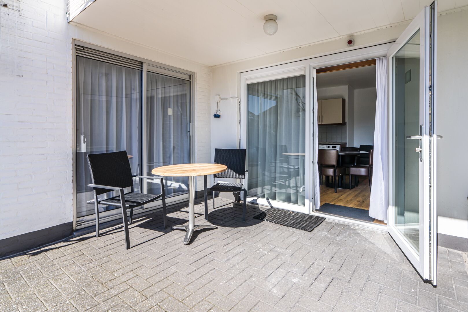 studio suite | terrace/patio