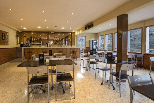 Bar (en la propiedad)